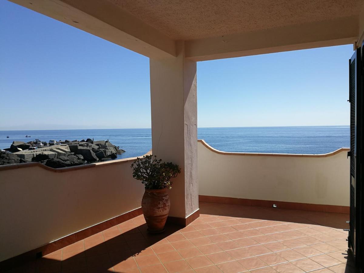 Villa Stella Del Mare Acireale Eksteriør billede